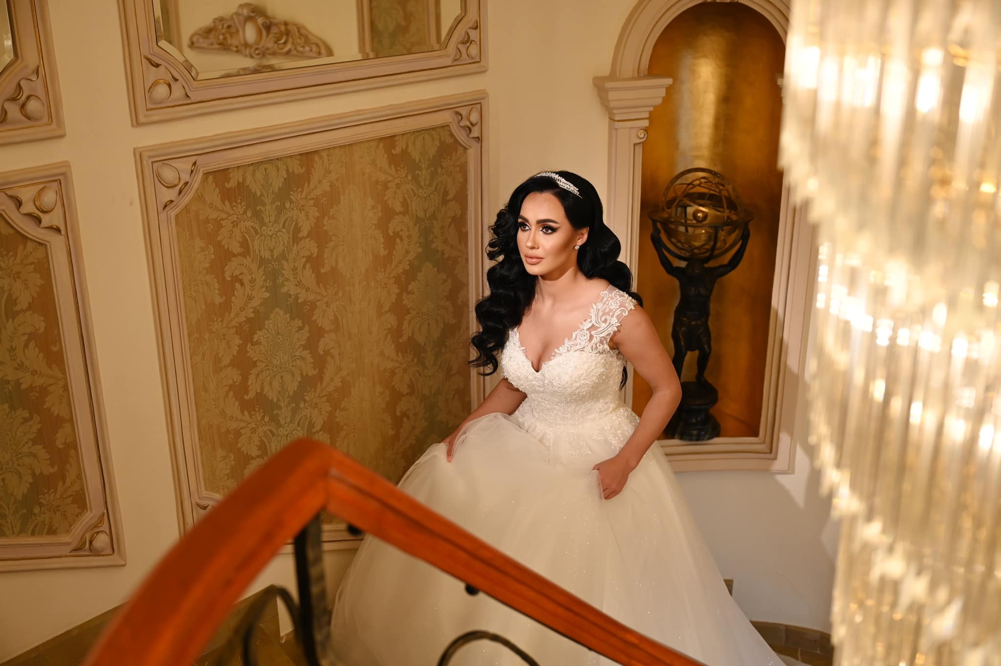 INIMA STRALUCITOARE A SUTER PALACE