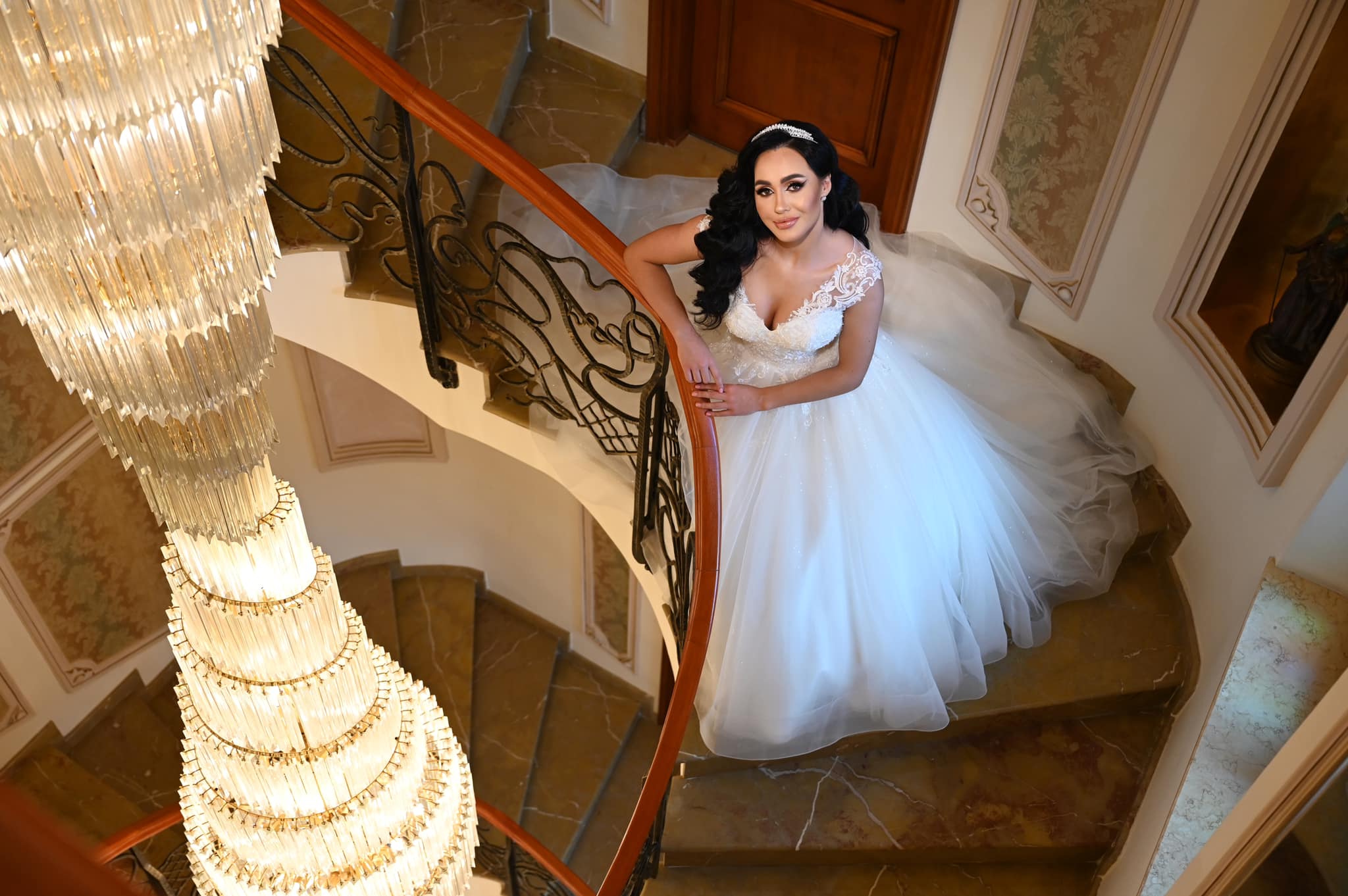 INIMA STRALUCITOARE A SUTER PALACE