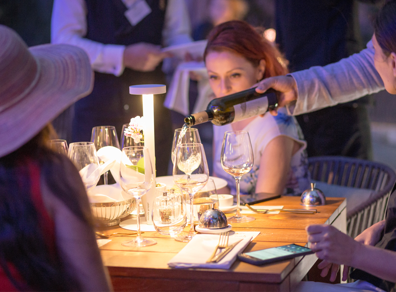 Casual fine dining, wine pairing & relaxing music